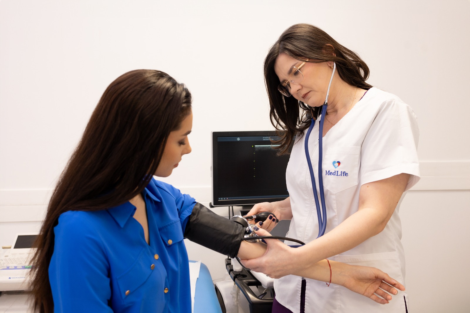 Peste 1,3 milioane de teste de colesterol la MedLife într-un an, bolile cardiovasculare cauzează peste jumătate din decesele din România