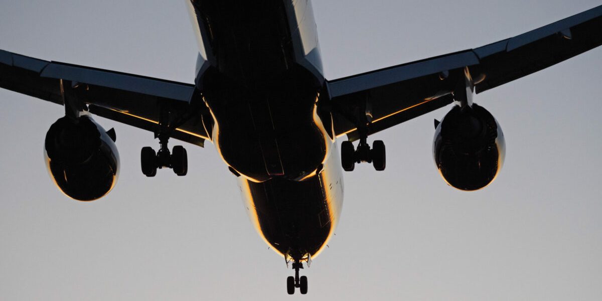 Greșeală de navigare: Familia din Italia a aterizat în Craiova, nu Cracovia