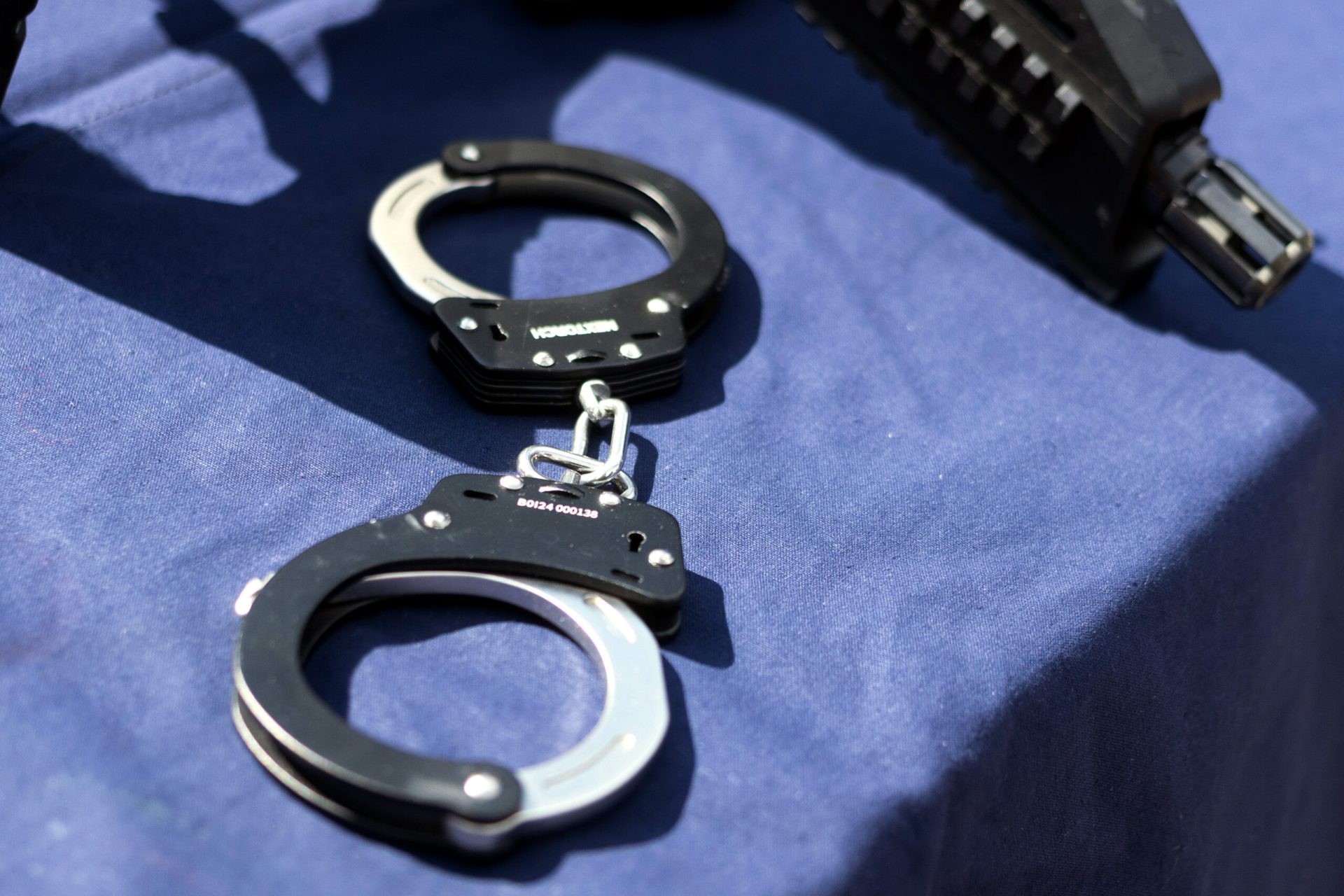 Un cetățean turc în vârstă de 45 de ani a fost reținut în România pentru trafic internațional și intern de droguri, după ce a fost prins în flagrant transportând 30 de kilograme de cocaină