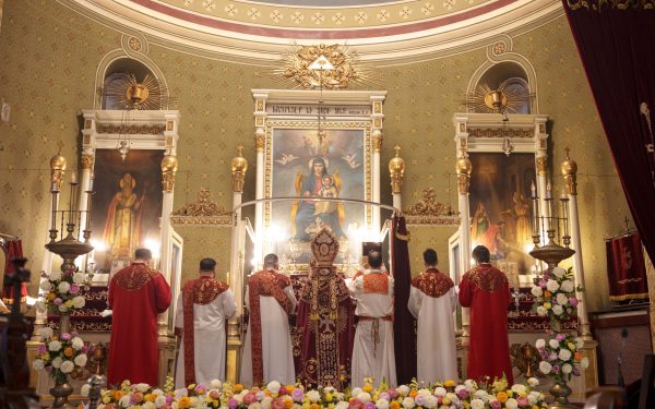 Mediafax urează Paște fericit: Hristos a înviat, români