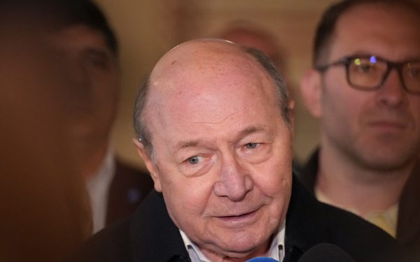 Băsescu, reacție DURĂ: Orban, Trump și Putin, „bătuți măr” de unguri