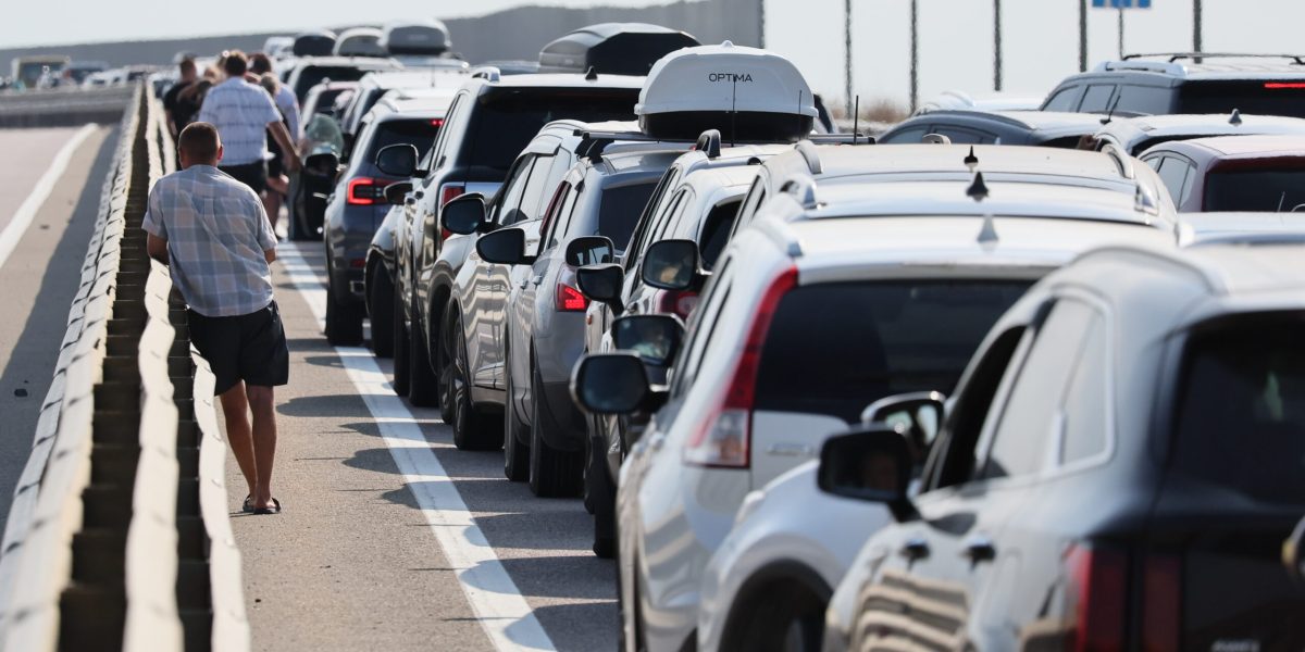 Rovinieta, blocată de fluctuații de tensiune: Haos pe șoselele din România