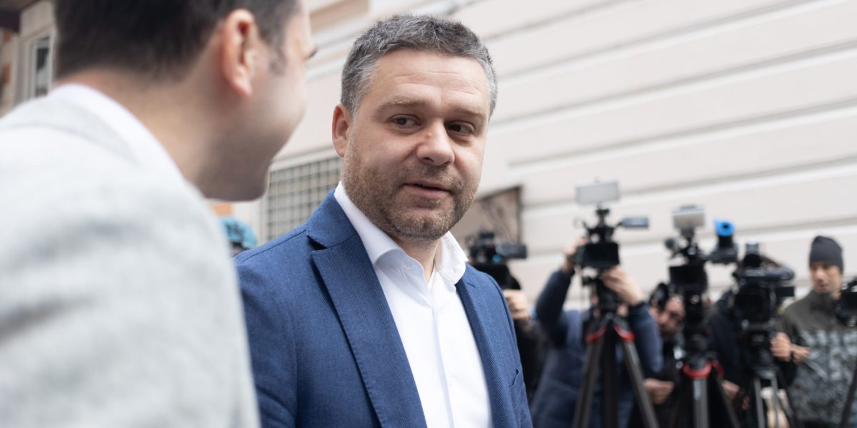 PNL sfidează PSD: Premierul, subiect interzis. Ce se întâmplă în coaliție