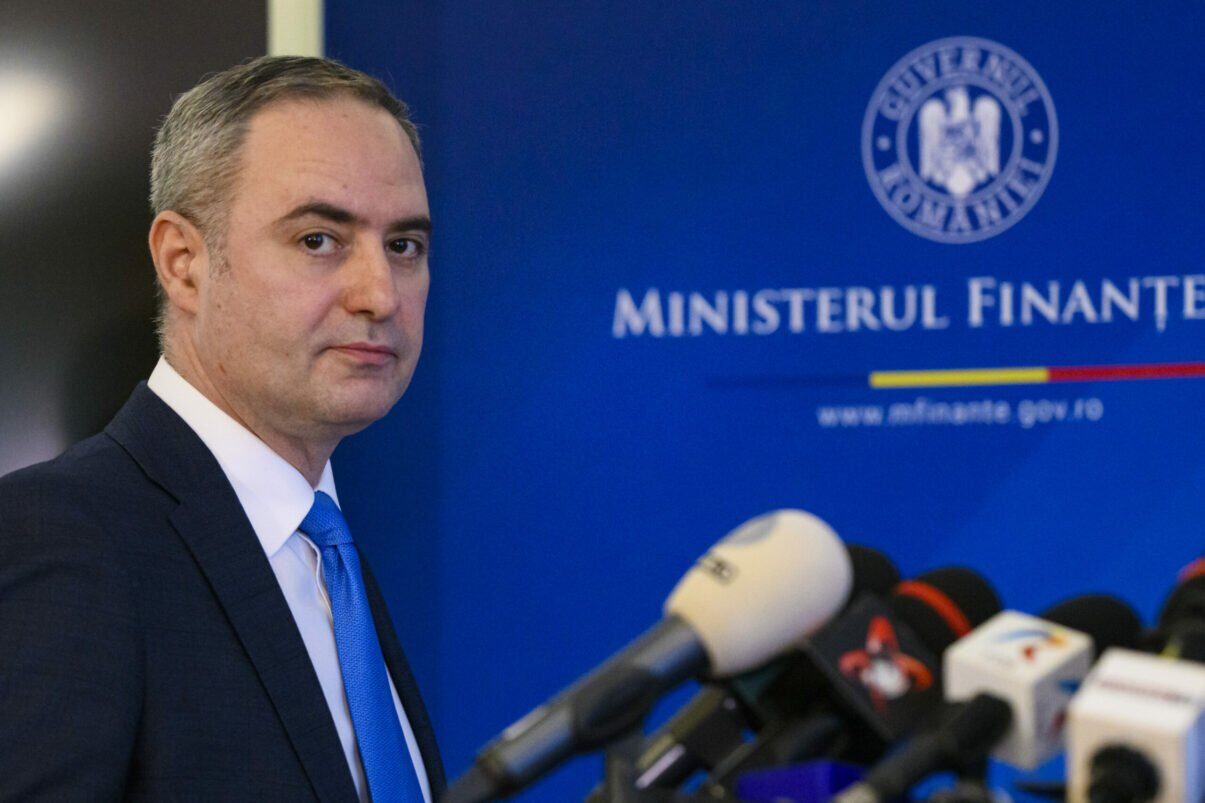 Digitalizare ANAF: Ministrul anunță sfârșitul „pilelor” și al hârtiilor