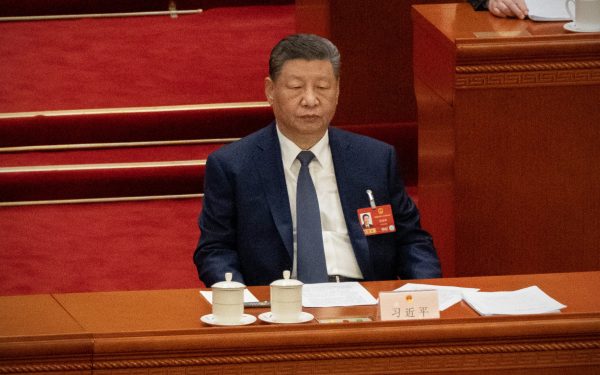 Xi Jinping cere acces liber în Strâmtoarea Ormuz