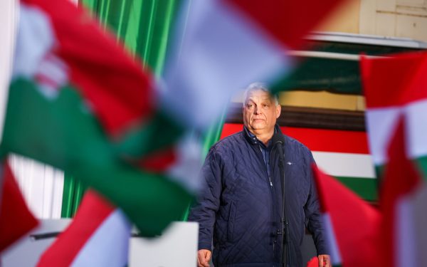Orban, la un pas de plecare: Ungurii votează azi, schimbare istorică în Ungaria?