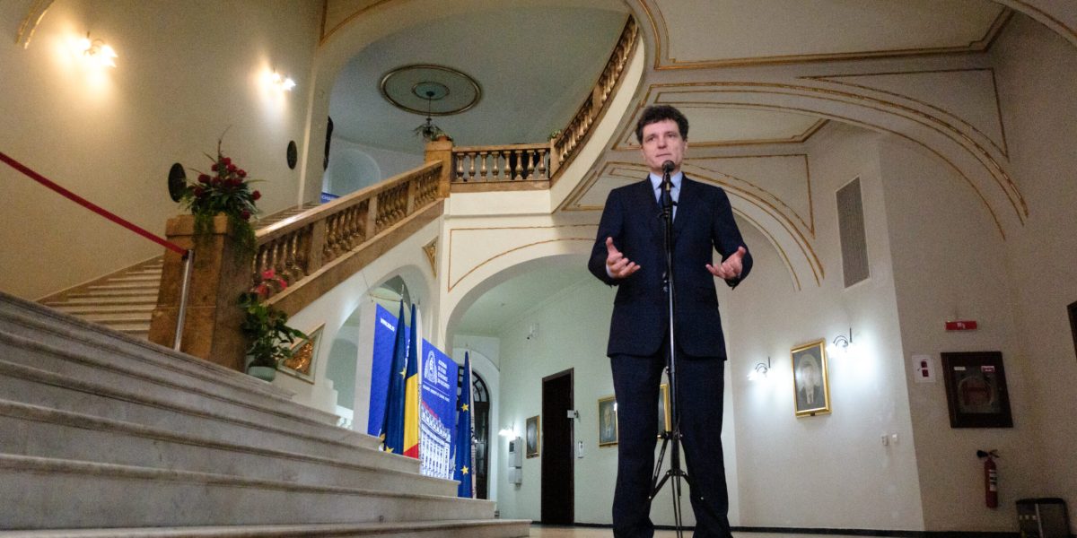 Presa maghiară: România, țară deprimată și în pragul haosului