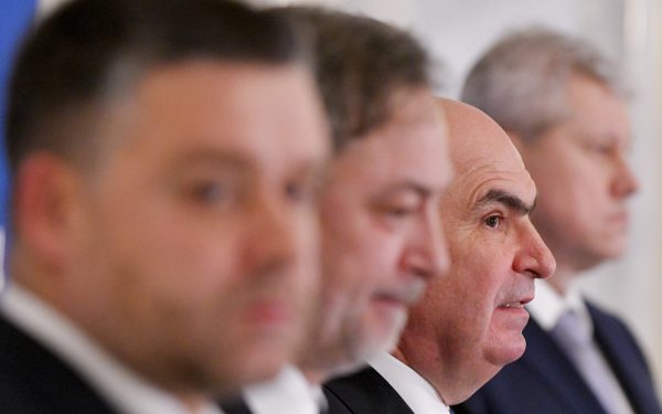 Criză politică la Cotroceni: Cine merge la consultări cu Klaus Iohannis și ce urmează