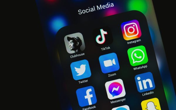 Interzicerea rețelelor sociale pentru copii, o utopie? O singură țară din UE zice DA