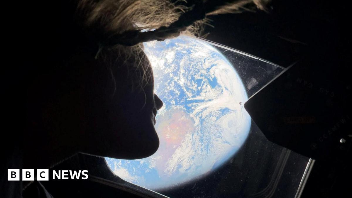 Sateliți și astronauți în misiune: prima etapă a Artemis II s-a desfășurat perfect Misiunea Artemis II a NASA a înregistrat un start excepțional, continuând cu succes faza inițială de lansare și orbită terestră