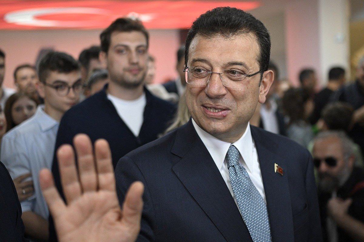 Procurorii turci deschid o nouă anchetă împotriva primarului din Istanbul, Ekrem Imamoglu Procurorii turci au demarat marți o anchetă penală împotriva primarului din Istanbul, Ekrem Imamoglu, acuzându-l de insultarea unui funcționar public