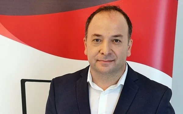 Negrescu face PRAF retorica „Nu ne vindem țara”: Ce ascund politicienii?