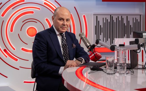 Muraru (PNL): Flirt politic PSD-Iohannis. Nicușor Dan, soarta lui Iohannis dacă nu-l susține pe premier?