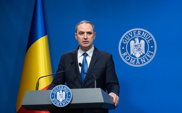 S-a CURMAT cu „hârtiile”: Bunurile confiscate, scoase din umbră de ministrul Finanțelor