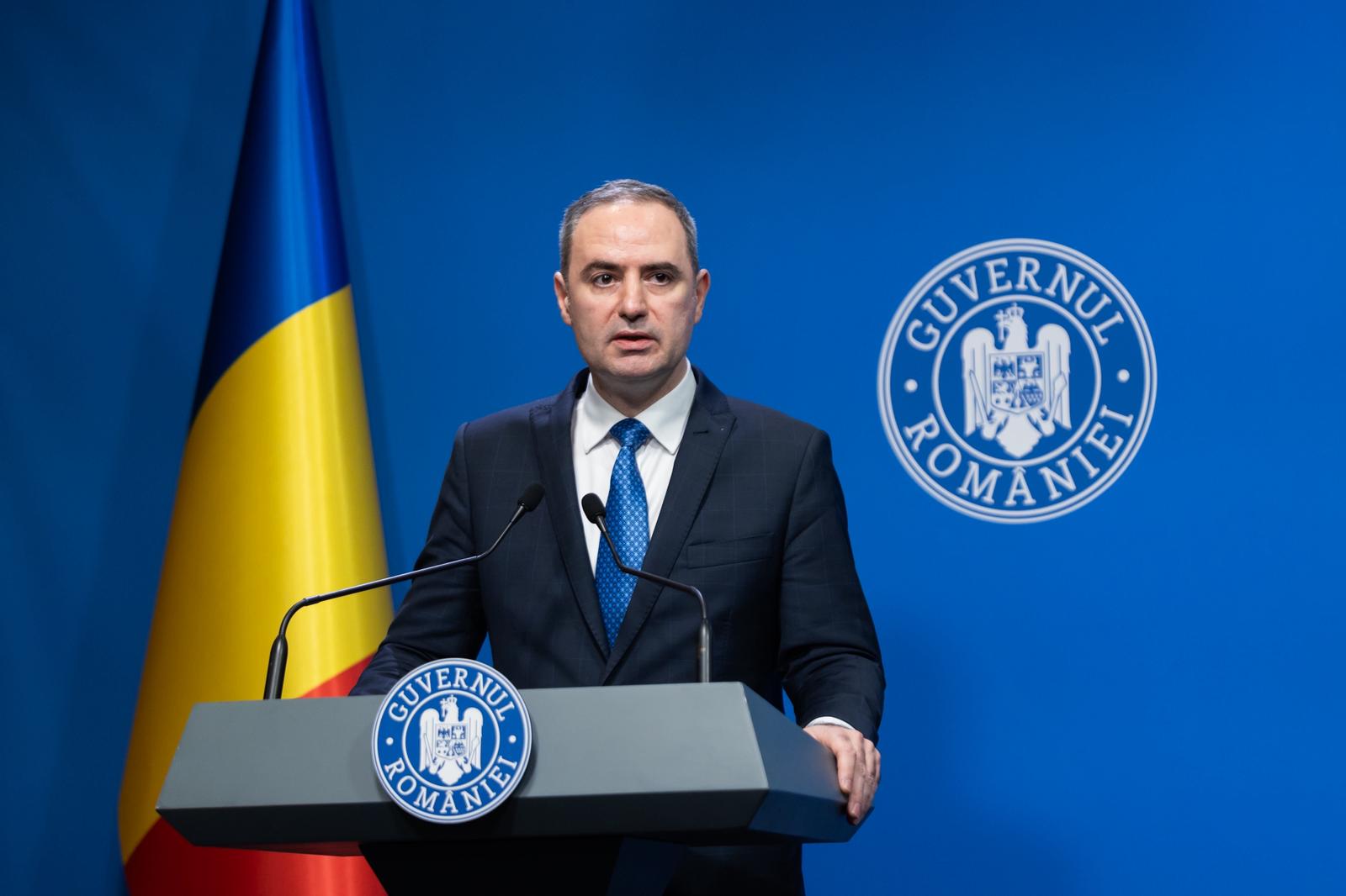 S-a CURMAT cu „hârtiile”: Bunurile confiscate, scoase din umbră de ministrul Finanțelor