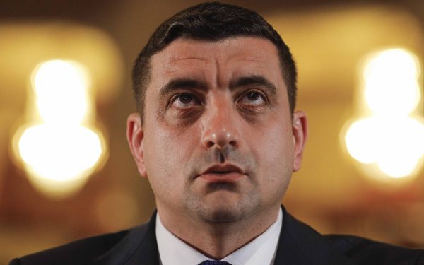 Alegeri anticipate: Călin Georgescu, PREȘEDINTE? Reacția lui George Simion