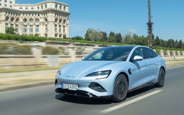 BYD, primul producător chinez în ACEA: Revoluție în industria auto din Europa!