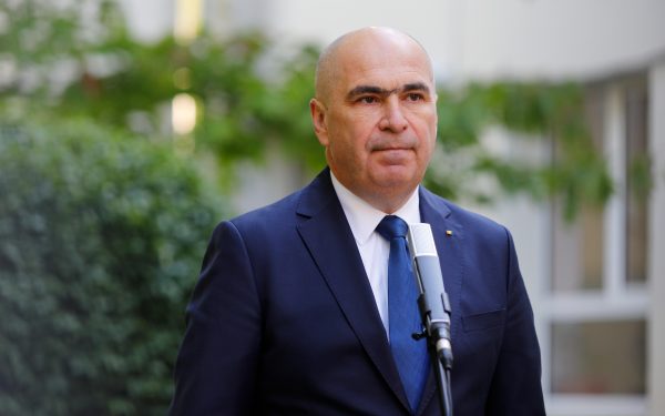 Bolojan, sub lupa: Ce mutări are de făcut după plecarea de la Primărie