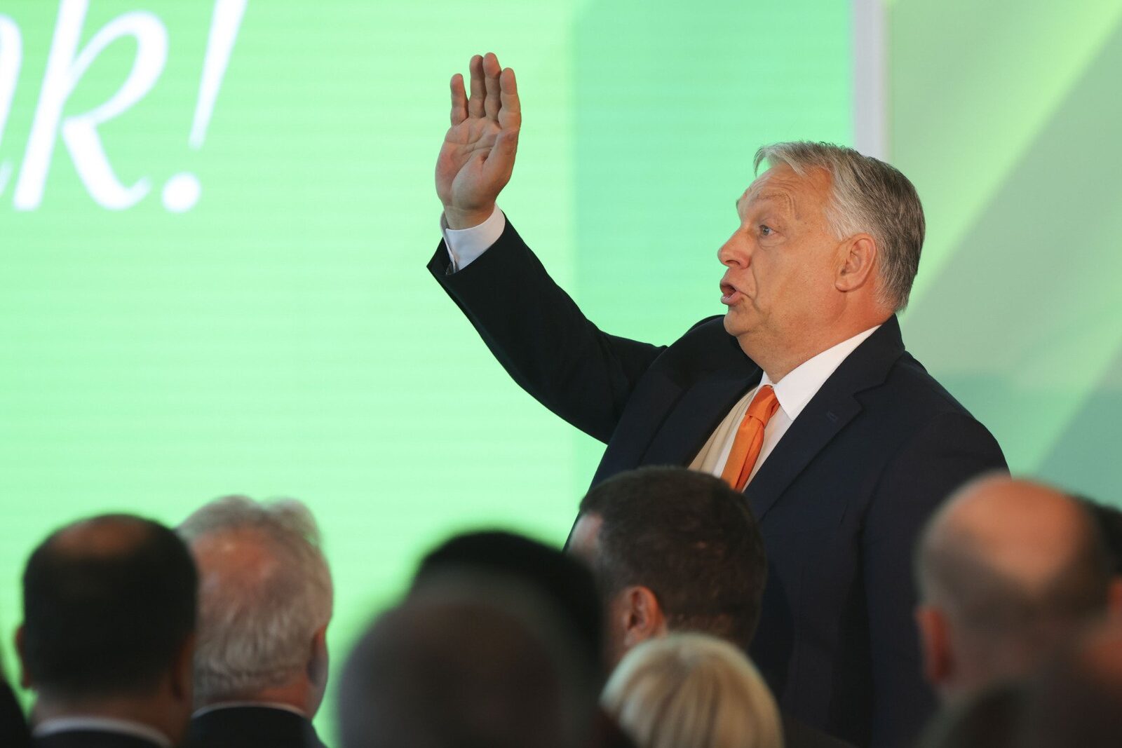 Macron și CE, bucuroși de „victoria” în Ungaria: Orban, înlocuit?