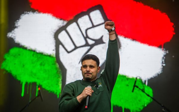 FOTOGALERIE: Protest uriaș anti-Orban la Budapesta. Mii de oameni pe străzi