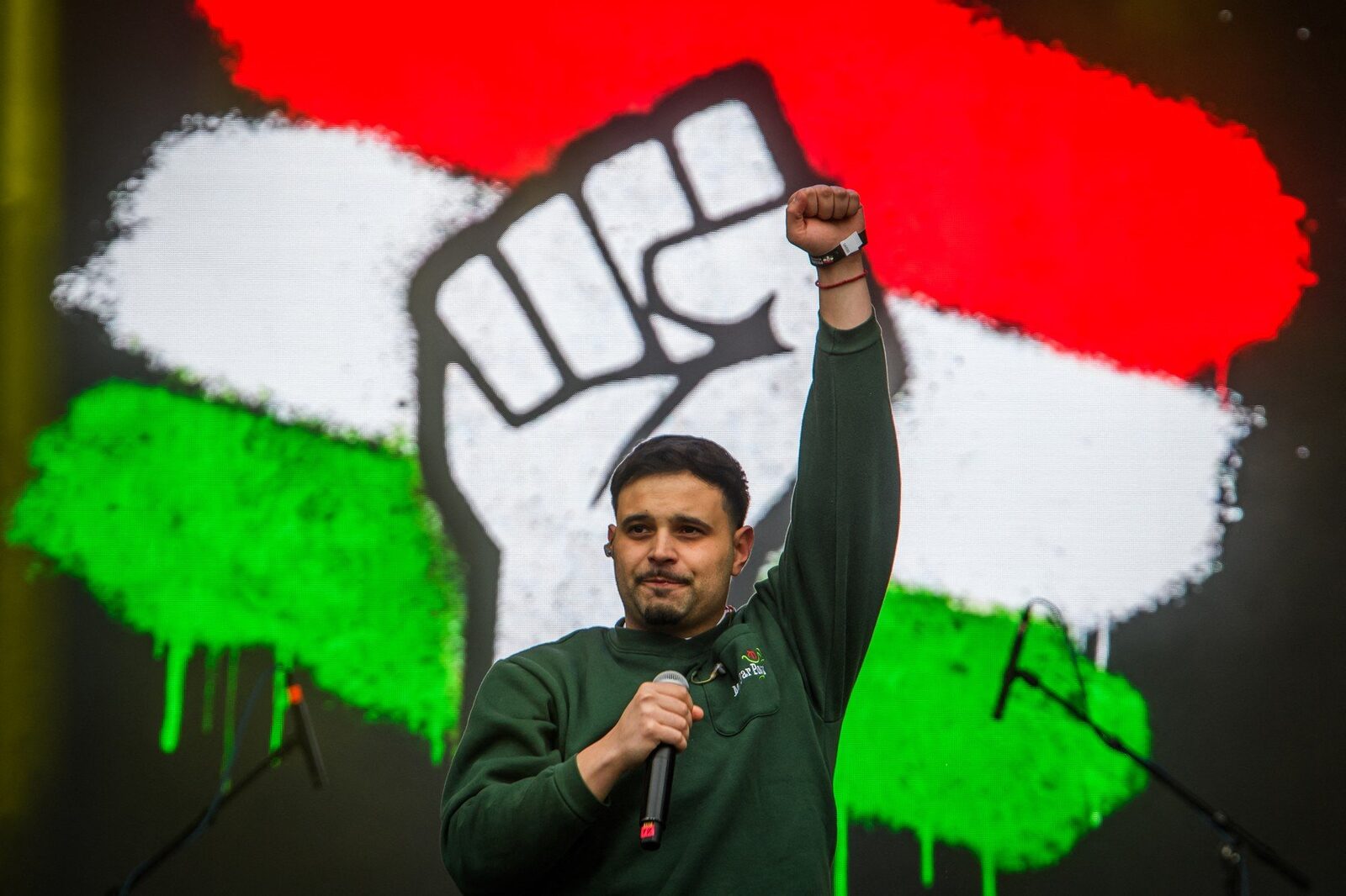 FOTOGALERIE: Protest uriaș anti-Orban la Budapesta. Mii de oameni pe străzi