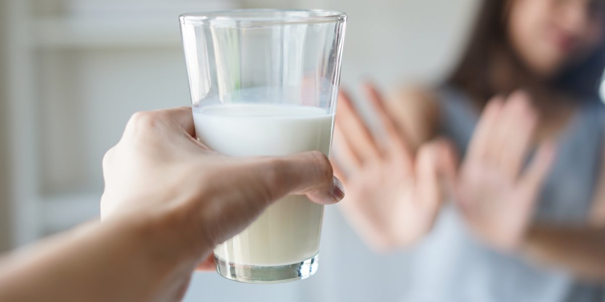 Laptele, legătura cu Parkinson? Avertisment ȘOCANT al neurologilor din România