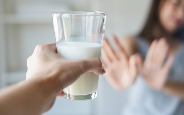 Laptele, legătura cu Parkinson? Avertisment ȘOCANT al neurologilor din România