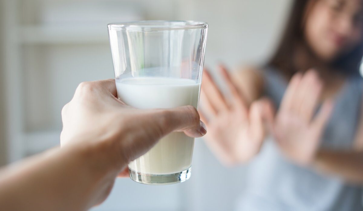 Laptele, legătura cu Parkinson? Avertisment ȘOCANT al neurologilor din România