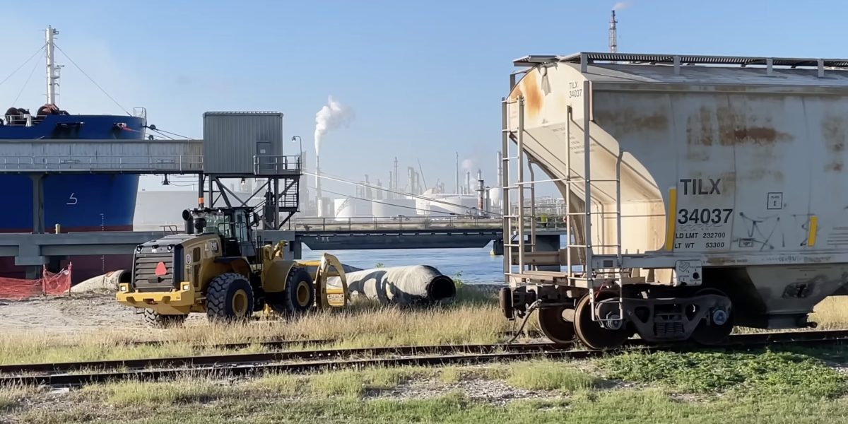 Seceta lovește SUA: Hubul energetic, în pericol. Rafinăriile, amenințate!