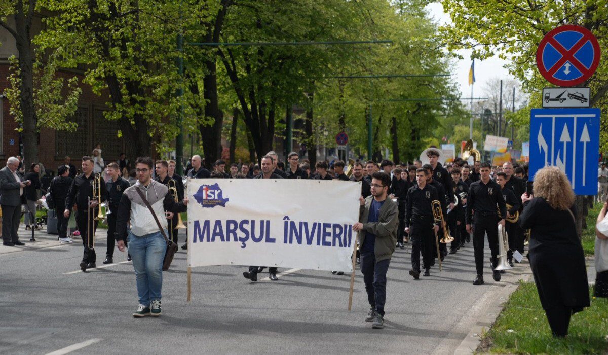 Marșul Învierii din Timișoara: Mii de credincioși de confesiuni diferite, an de an