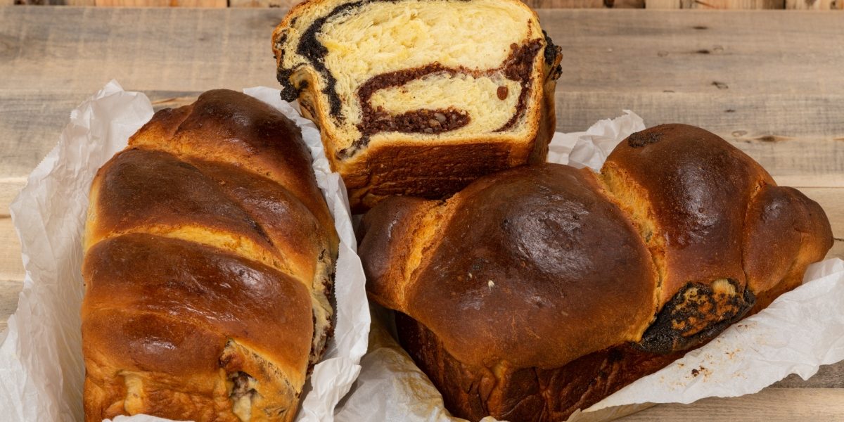 Cozonac proaspăt 4 luni? Trucul SECRET care învinge timpul!