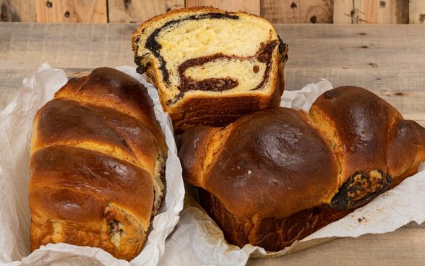 Cozonac proaspăt 4 luni? Trucul SECRET care învinge timpul!