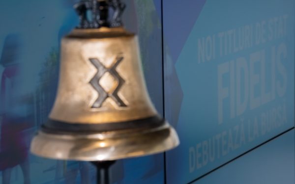 Titluri de stat FIDELIS cu dobânzi de până la 7,60%: Românii, investitori de peste 4 miliarde lei