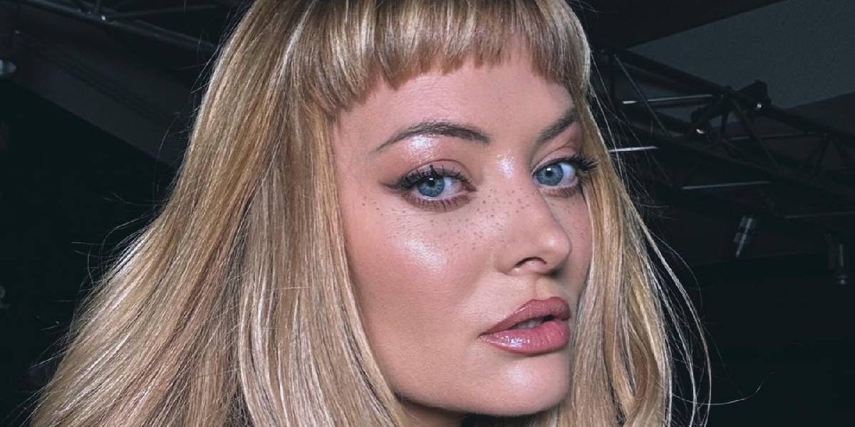 Delia, metamorfoza spectaculoasă: Cum arăta la debut și ce uimește acum