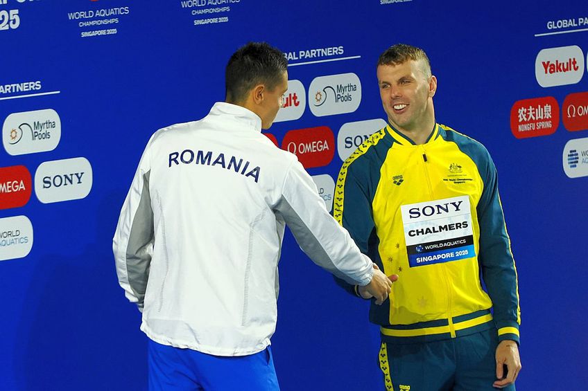 David Popovici a câștigat dublu titlu mondial la Singapore, devenind singurul sportiv care a reușit să triumfe în probele de 100 și 200 metri liber la două ediții diferite ale Campionatelor Mondiale