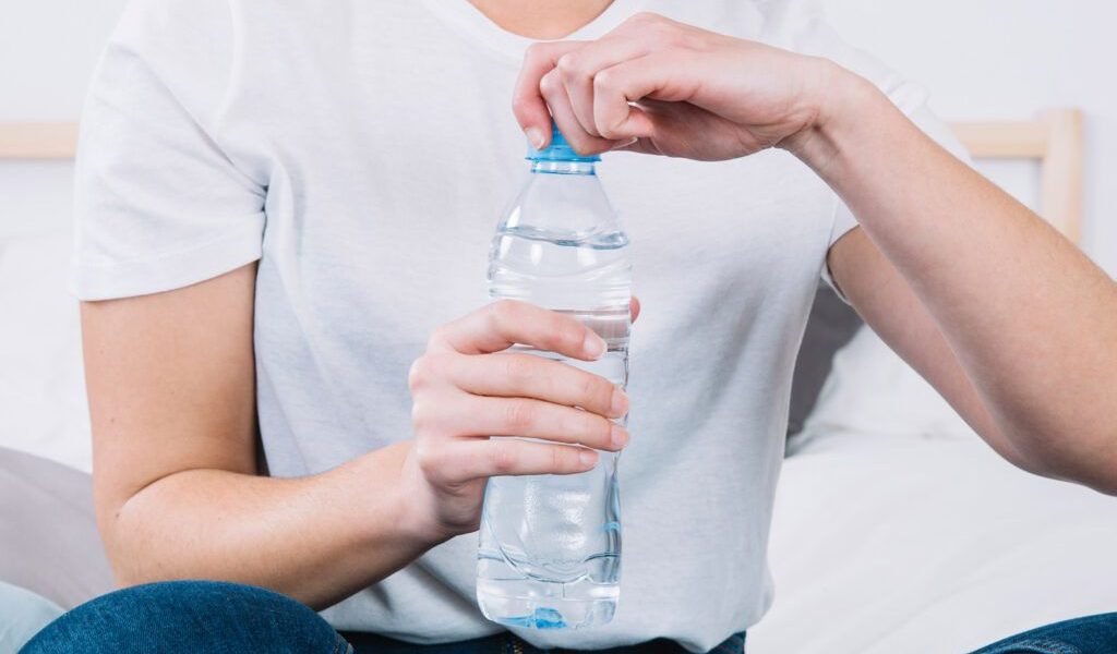 Apa pe care o bei te poate îmbolnăvi: ULUITOARE descoperire zguduie lumea!