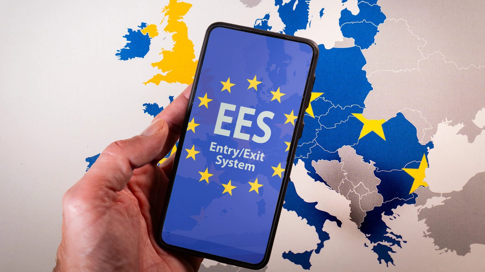 Sistemul EES devine operațional, facilitând controlul la frontierele externe ale UE Începând cu data de 10 aprilie, Sistemul de Intrare/Ieșire (EES – Entry/Exit System) al Uniunii Europene a devenit complet operațional