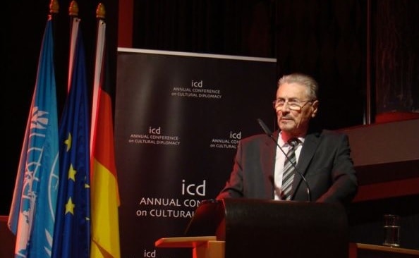 Levantul, sinecură cu nume nou. Senat: Da. Urmează Camera, cu