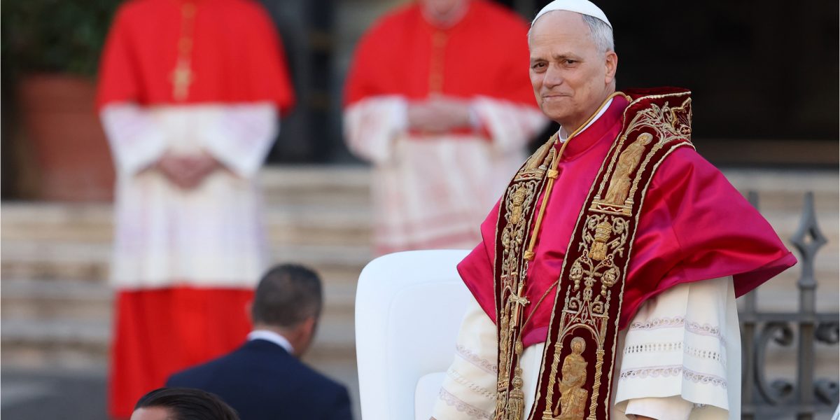 Papa LEON al XIV-lea, apel pentru reconciliere în CAMERUN: „Binecuvântați pacificatorii”