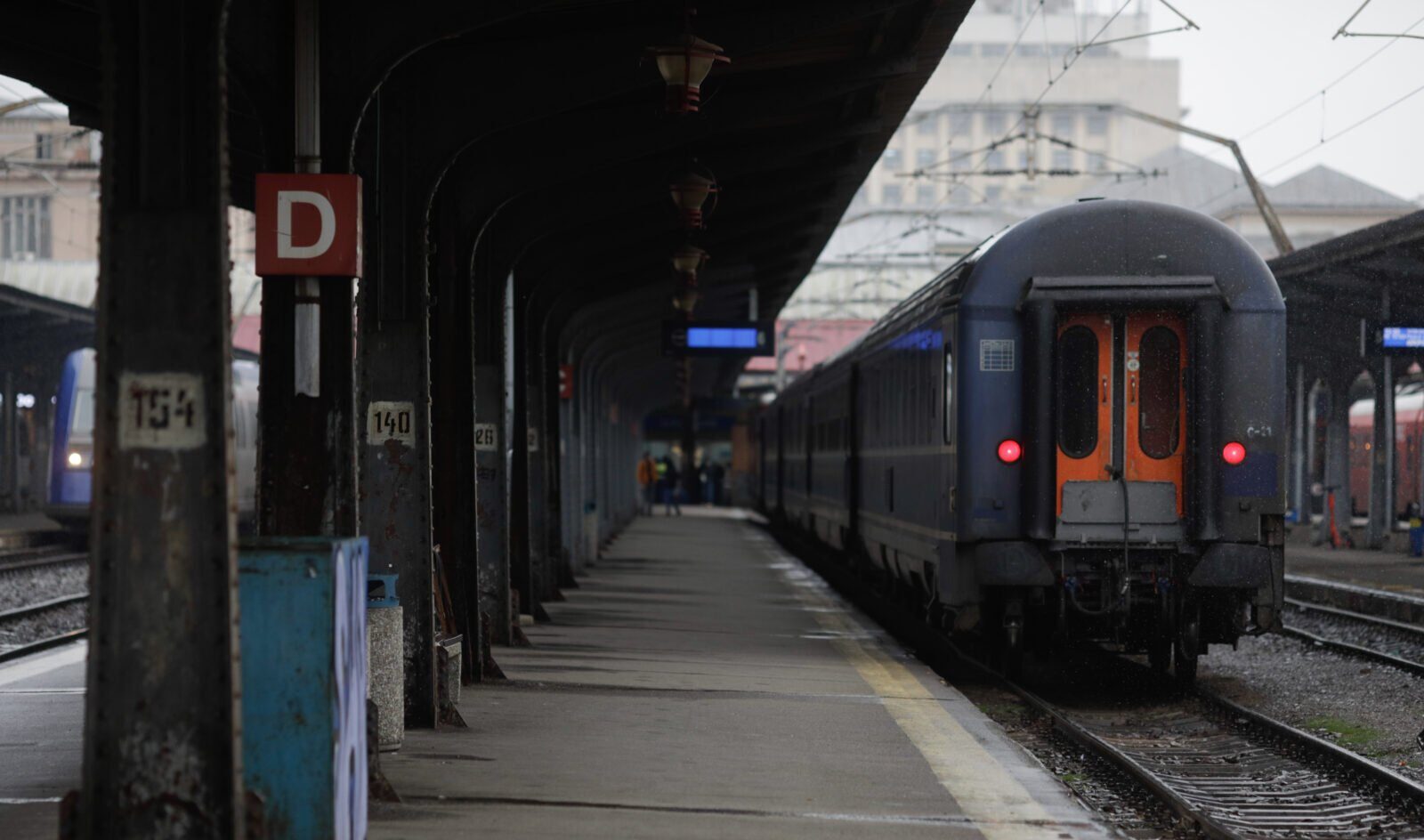 Întârzieri URIAȘE pe ruta Constanța-București: Două trenuri, blocate cu peste o oră