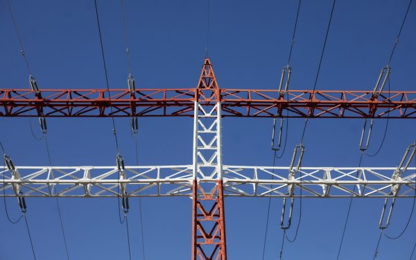 Bolojan, cu „punct de vedere” la ANRE: Schimbări la garanțiile electrice