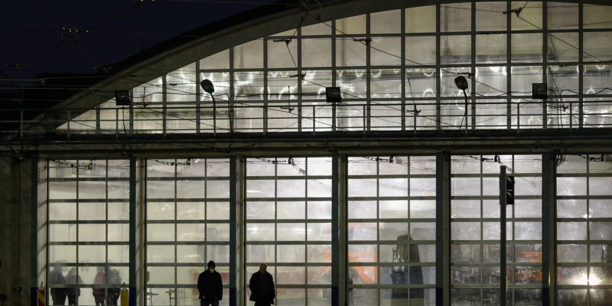 STB, săptămână de lucru redusă la 4 zile: Salarii mai mici pentru angajați