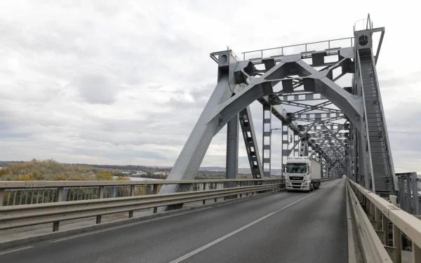 Atenție, Vacanță: Controale Dure la Vama Ruse pentru cei din București