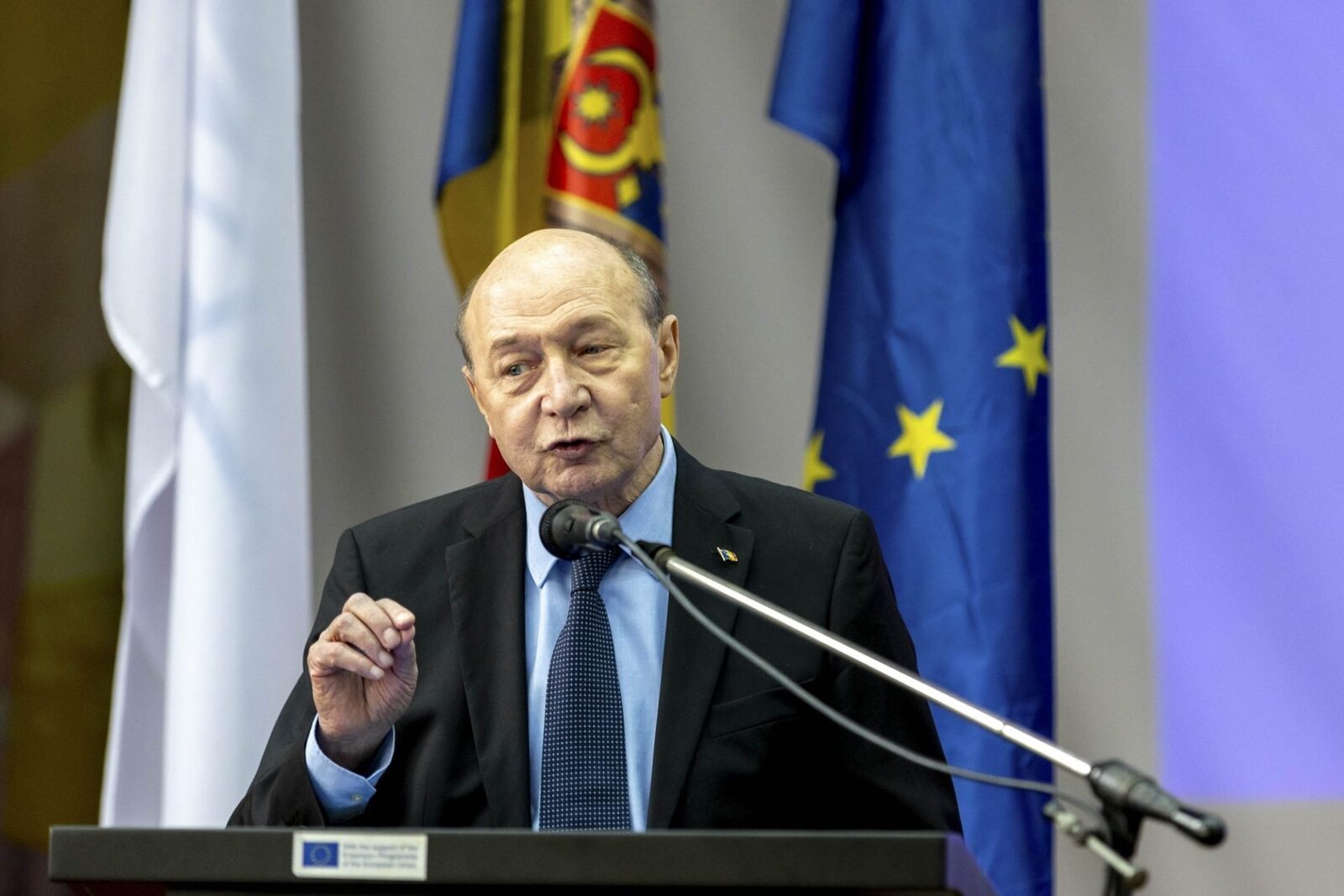 Băsescu, despre ieșirea SUA din NATO: „Noua organizație, cu democrații”