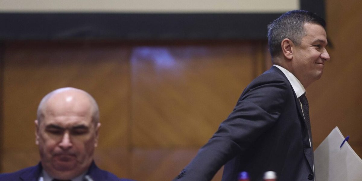 Grindeanu, nervos la Maramureș: Bolojan, șoferul cu ochii-n telefon