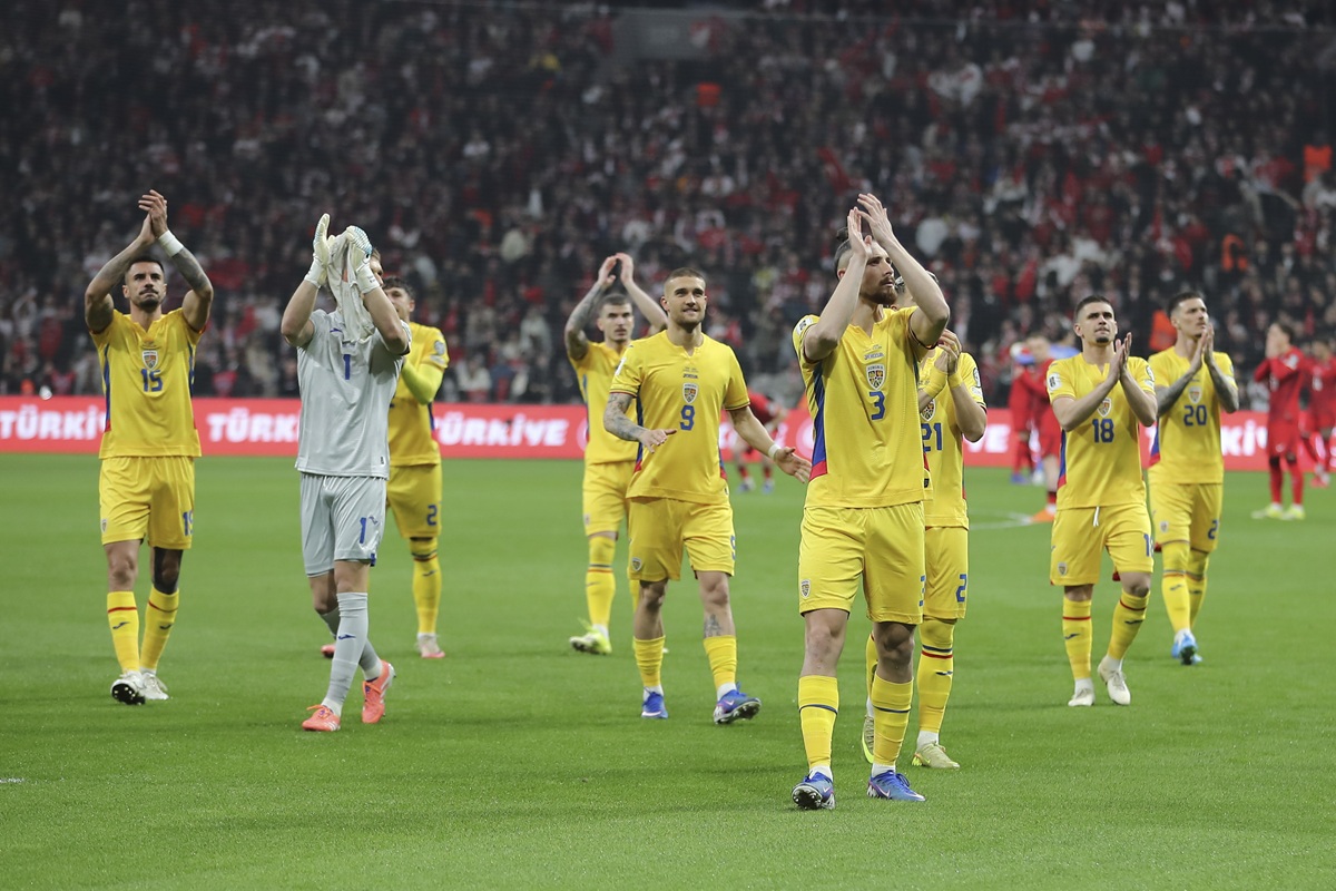 Echipa națională a României a fost învinsă cu 1-0 de Turcia joi seară, la Istanbul, în semifinala barajului de calificare pentru Campionatul Mondial, ratând astfel șapta ediție consecutivă a turneului final, la care nu a mai participat din 1998
