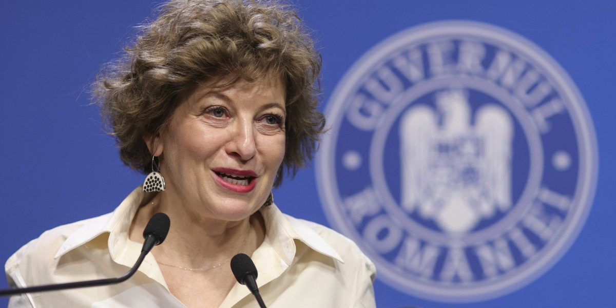 Oana Gheorghiu: „Bunurile statului, protejate. Nu vindem țara!”