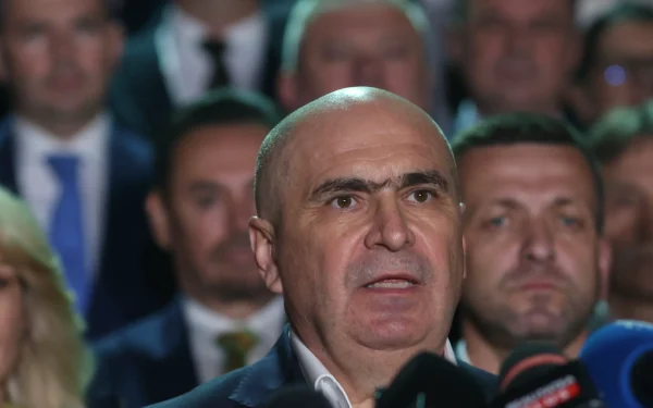 Nemulțumiri în PNL: Cer AUR la „ușă”, în plină criză politică