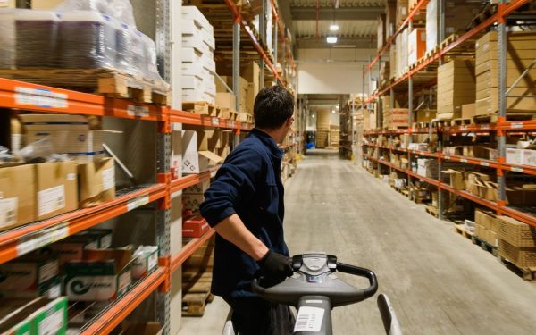 Criză în construcții: 62% din firme, în scădere. Lipsa forței de muncă, problemă majoră