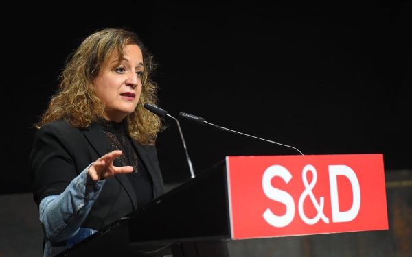 Șefa S&D, apel către România: Coaliție pro-Europa, nu extremism sau dublu standard